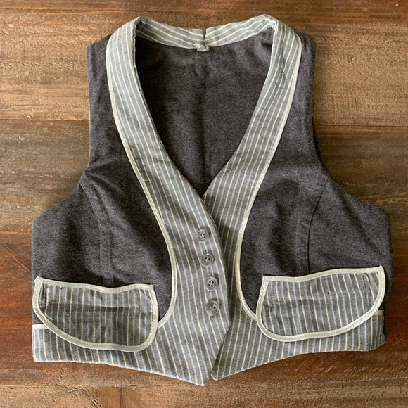 Pinstripe crop vest - reversible! - Picture 3 of 4
